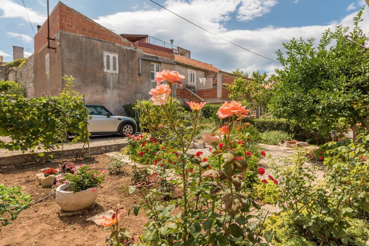 Marica Vila Tkon Exterior foto